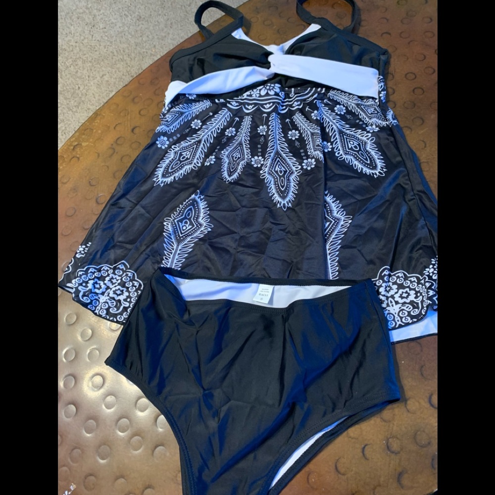 Women's Swimsuit Tankini size sm medium Black Bra